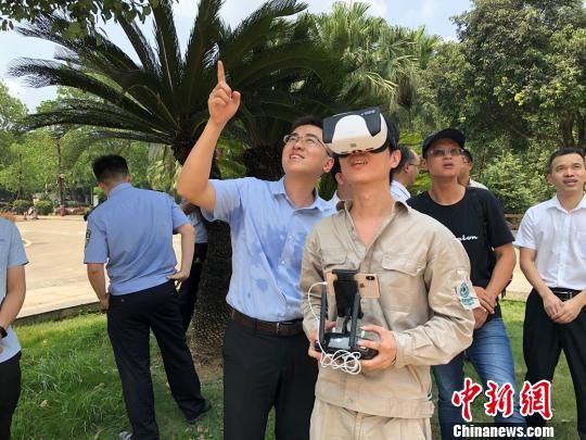 智能全景AR巡檢無人機遠程可視化操作。三明供電供圖